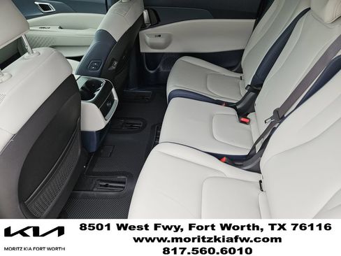 New 2026 Kia Carnival EX FWD image 19