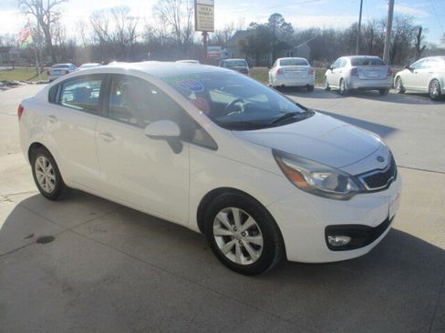 Used 2012 Kia Rio EX w/ Convenience Pkg image 17