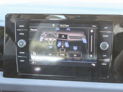 Used 2025 Volkswagen Jetta SE w/ Black Wheel Package image 15