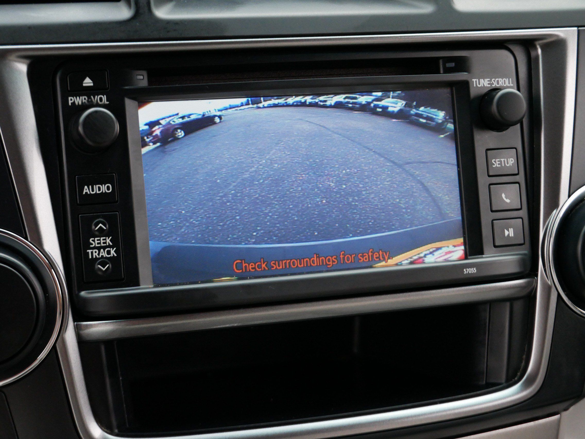 Used 2013 Toyota Highlander SE AWD/4WD image 29
