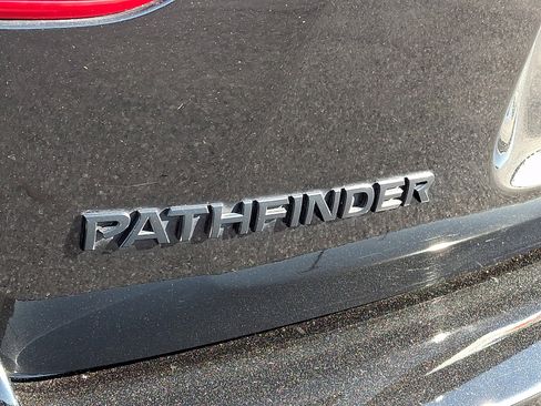 Used 2020 Nissan Pathfinder SL AWD/4WD image 30