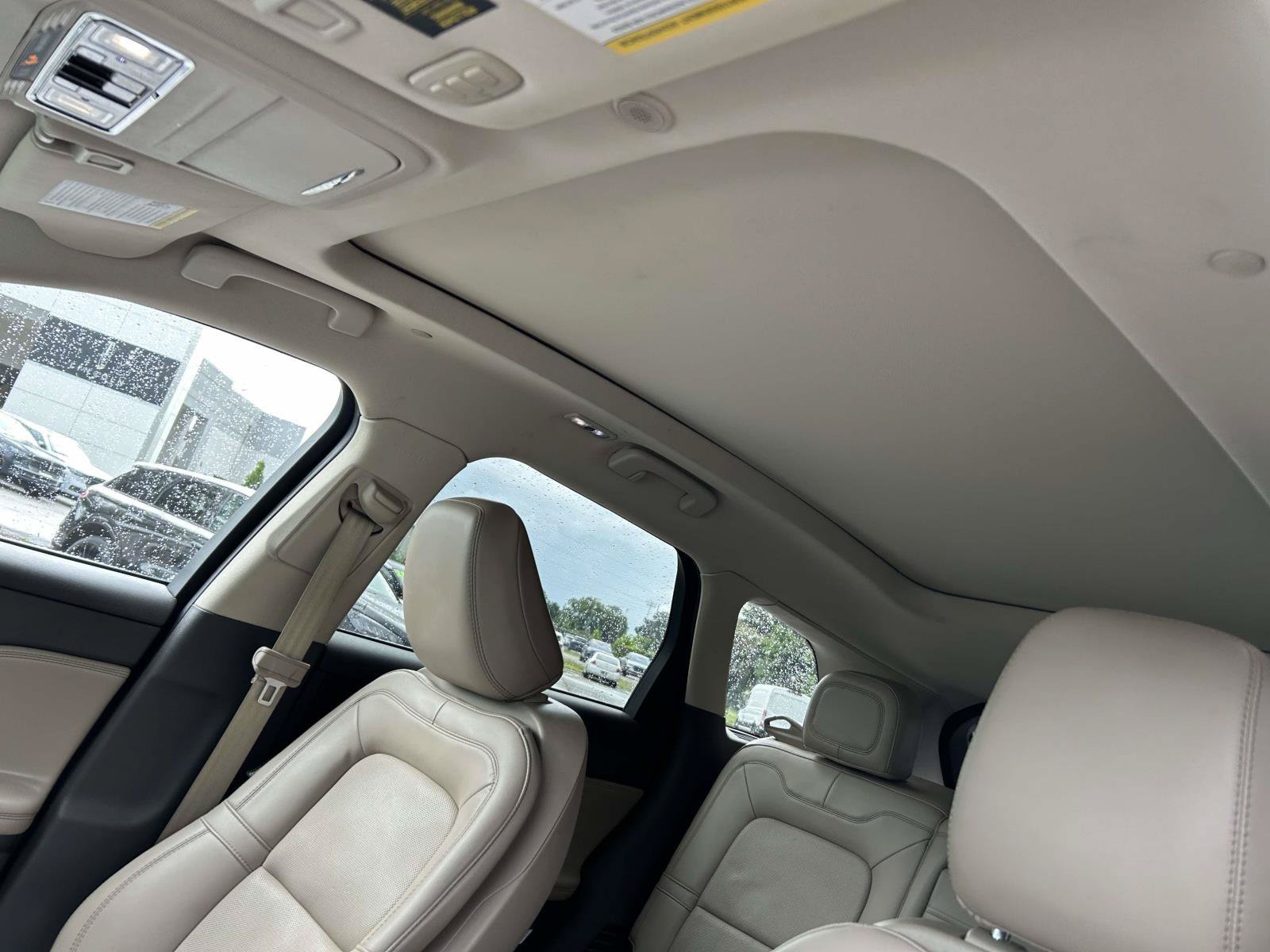 Certified 2022 Lincoln Corsair FWD w/ Premium Package image 22