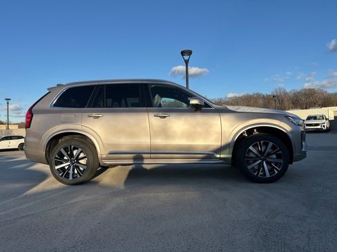 New 2026 Volvo XC90 B5 Core w/ Protection Package image 8