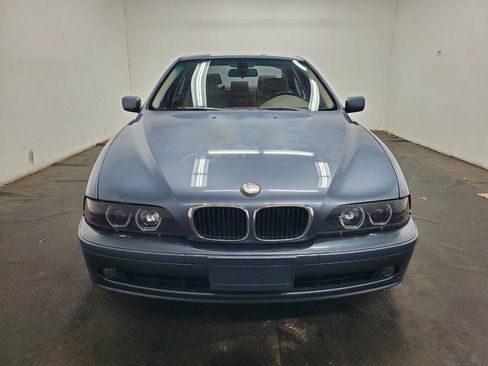 Used 2001 BMW 530i Sedan image 2