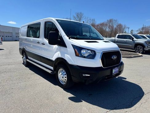 Used 2024 Ford Transit 250 Low Roof AWD w/ Exterior Upgrade Package image 9