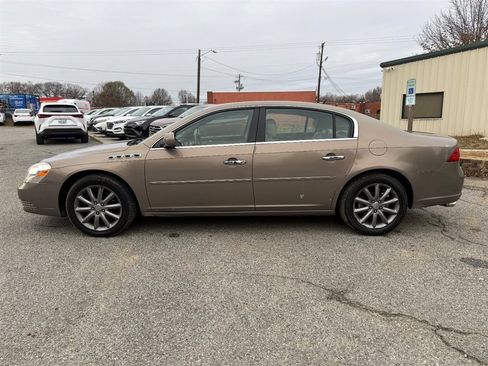 Used 2007 Buick Lucerne CXS image 2