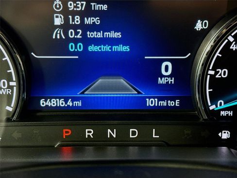 Used 2022 Ford Maverick Lariat w/ Lariat Luxury Package FWD image 3