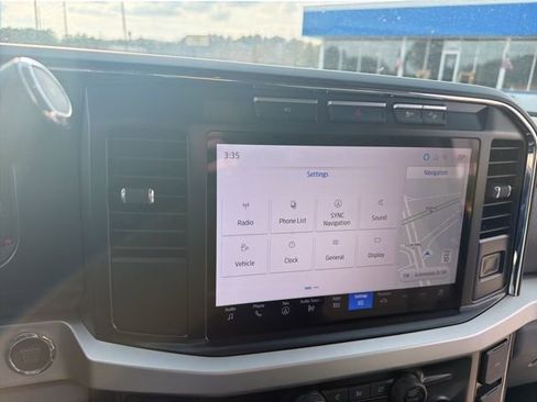 Used 2024 Ford F250 XLT w/ XLT Premium Package image 25