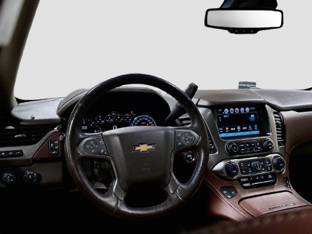 Used 2018 Chevrolet Tahoe Premier AWD/4WD image 16
