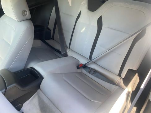 Used 2018 Chevrolet Camaro SS image 24