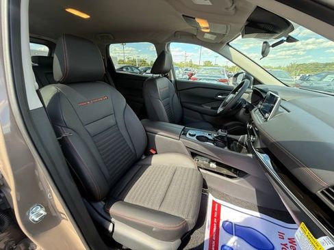 New 2026 Nissan Rogue SV image 18
