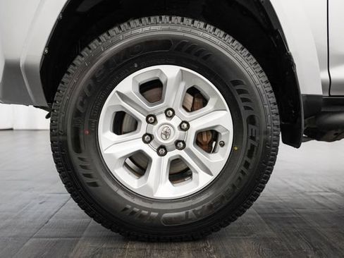 Used 2019 Toyota 4Runner SR5 RWD image 43