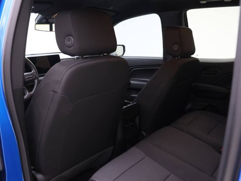 Used 2024 Chevrolet Colorado Trail Boss w/ Technology Package image 10