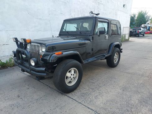 Used 1987 Jeep Wrangler Laredo image 4