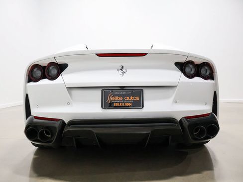 Used 2022 Ferrari 812 GTS RWD image 99