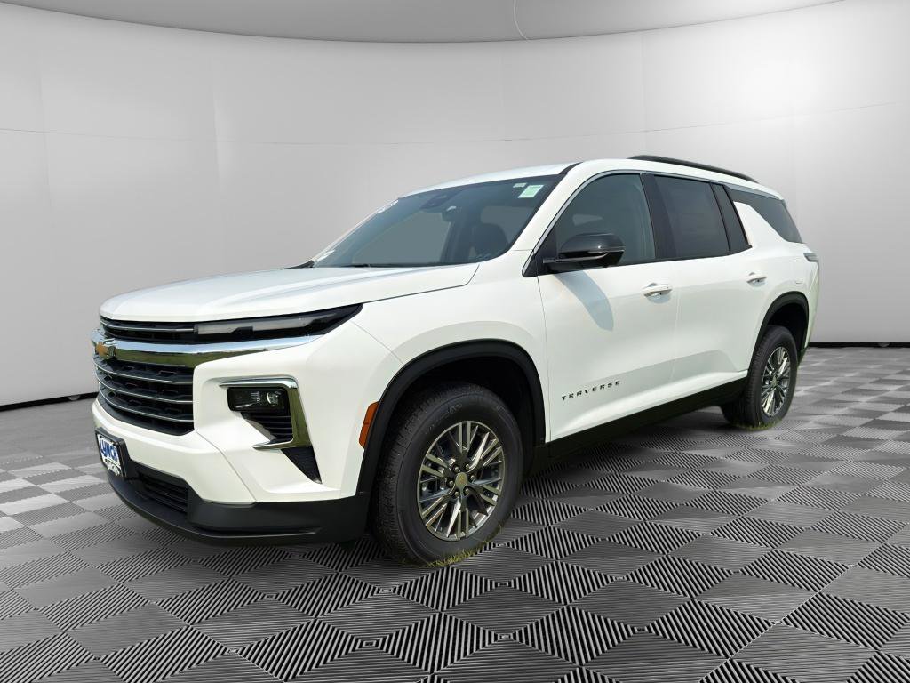 New 2026 Chevrolet Traverse LT w/ Driver Confidence Package FWD image 1