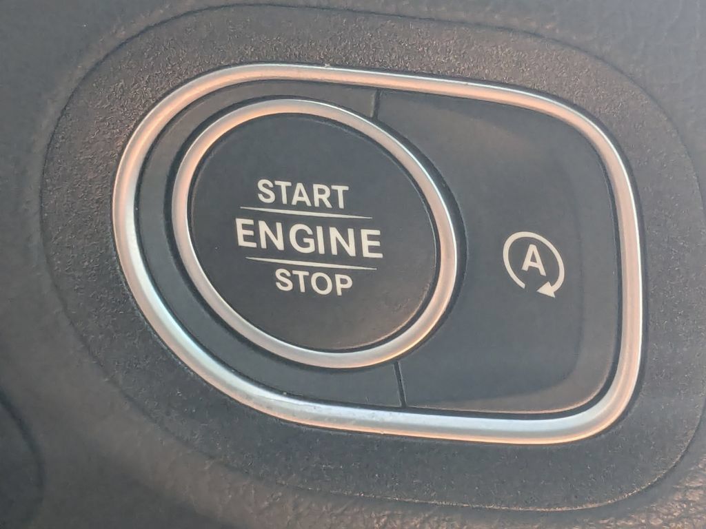 Certified 2025 Mercedes-Benz GLS 580 4MATIC image 15