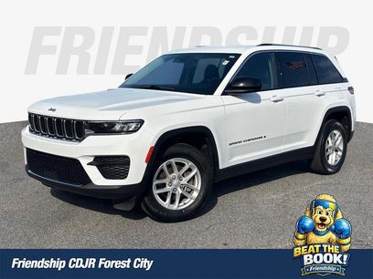 Used 2023 Jeep Grand Cherokee Laredo w/ Trailer Tow Prep Group (B)