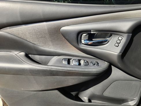 Used 2019 Nissan Murano SL w/ SL Technology Package FWD image 22