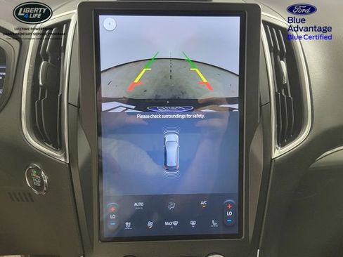 Used 2024 Ford Edge Titanium AWD/4WD image 35