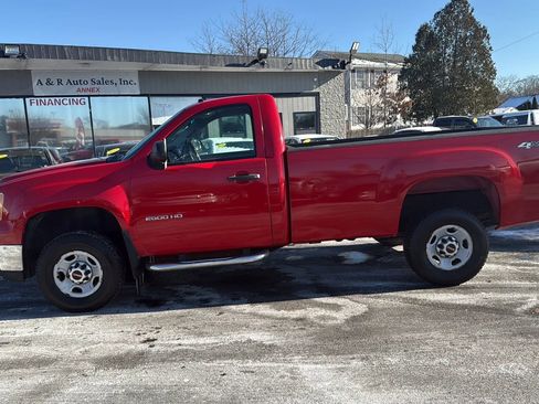 Used 2010 GMC Sierra 2500 W/T w/ Snow Plow Prep Package image 4