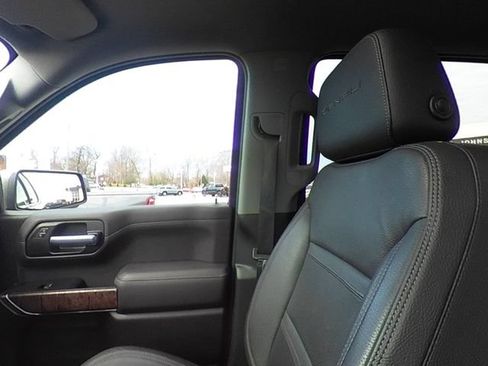 Used 2019 GMC Sierra 1500 Denali w/ Denali Ultimate Package AWD/4WD image 31