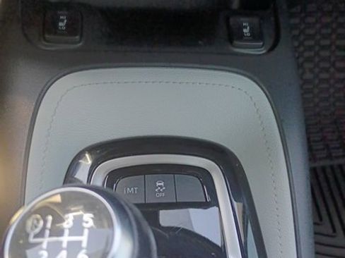 Used 2022 Toyota Corolla XSE image 28