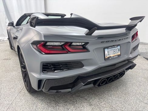 Used 2024 Chevrolet Corvette Z06 w/ Stealth Interior Trim Package image 33