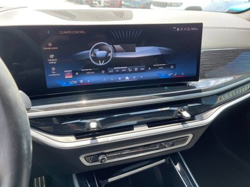 Used 2024 BMW X5 xDrive40i w/ M Sport Package AWD/4WD image 21