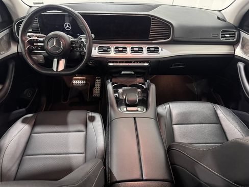 Used 2026 Mercedes-Benz GLS 450 4MATIC image 29