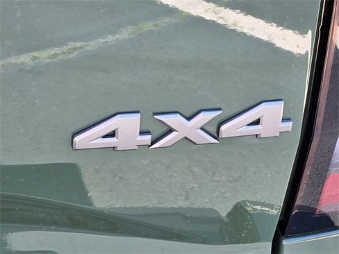 New 2026 Nissan Frontier SV w/ SV Convenience Package image 11