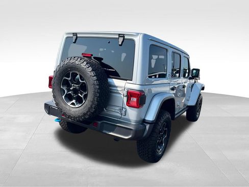 Used 2023 Jeep Wrangler Unlimited Rubicon 4xe w/ Cold Weather Group AWD/4WD image 5