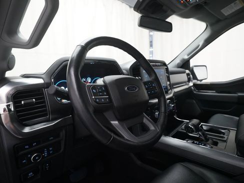 Used 2022 Ford F150 Lariat w/ Equipment Group 502A High image 8