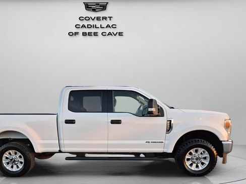 Used 2022 Ford F250 XLT w/ FX4 Off-Road Package image 11