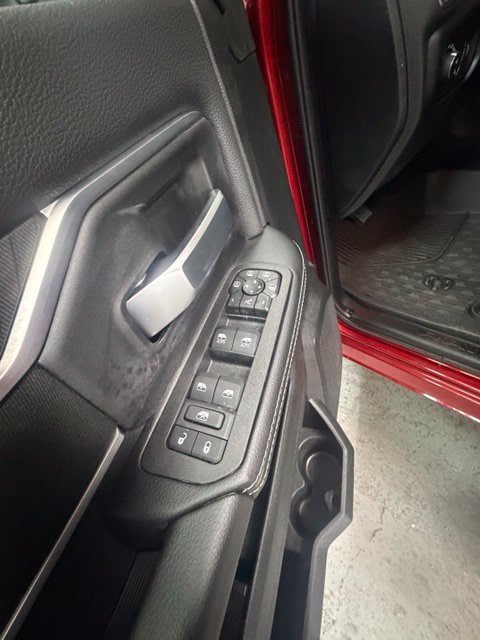 New 2027 RAM 3500 Big Horn AWD/4WD image 24