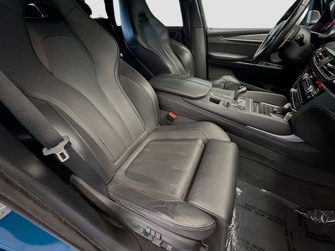 Used 2016 BMW X5 M image 15