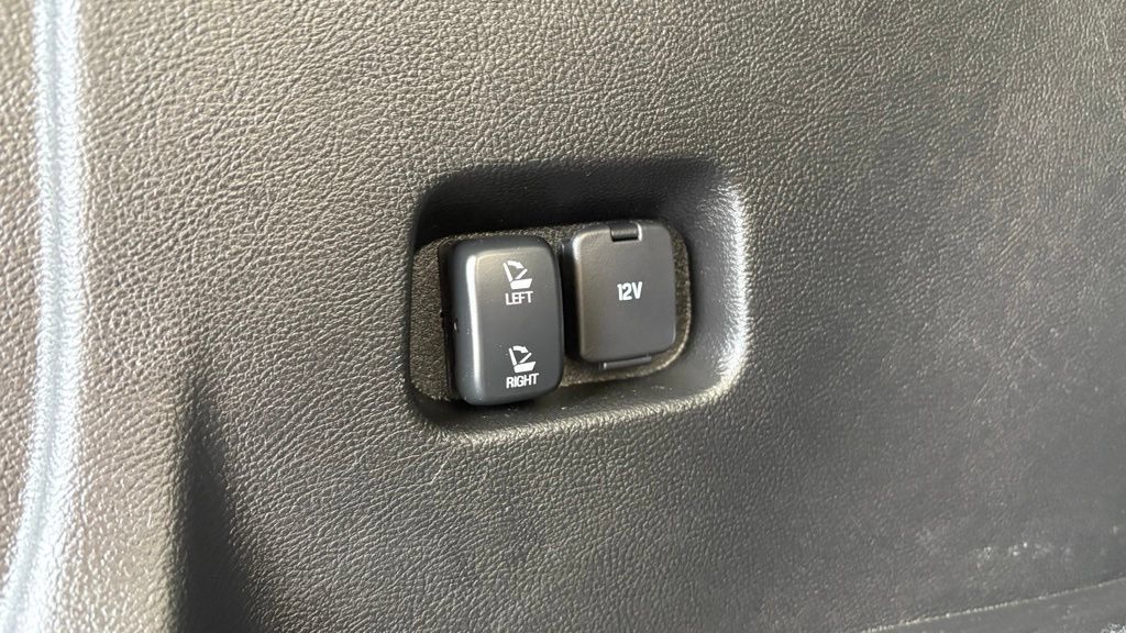 Used 2023 Ford Edge SEL w/ Convenience Package AWD/4WD image 5
