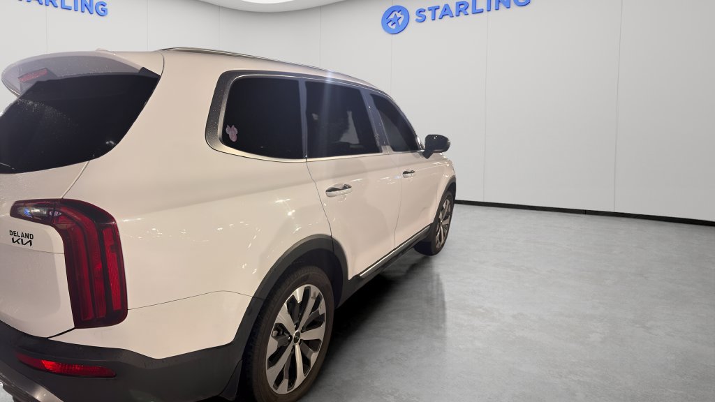 Used 2022 Kia Telluride S FWD image 5