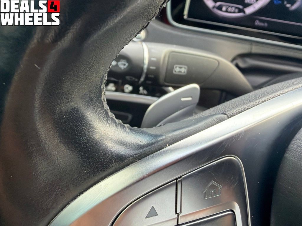 Used 2015 Mercedes-Benz S 63 AMG 4MATIC Sedan w/ Executive Rear Seat Package image 33