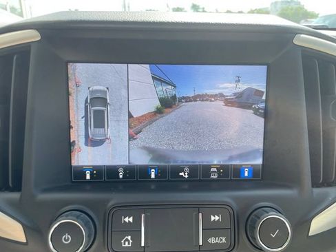 Used 2022 GMC Terrain Denali w/ Denali Premium Package AWD/4WD image 30