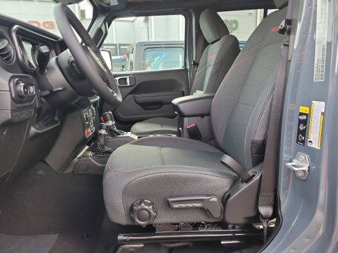 New 2026 Jeep Wrangler Unlimited Rubicon w/ Technology Group image 13