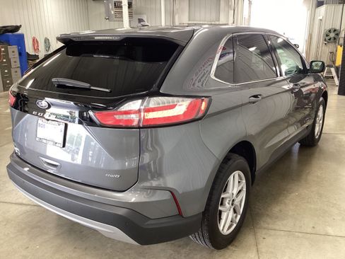 Used 2024 Ford Edge SEL w/ Convenience Package AWD/4WD image 7