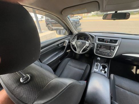 Used 2016 Nissan Altima 2.5 SR FWD image 23