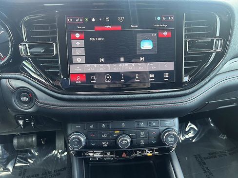 Used 2024 Dodge Durango GT AWD/4WD image 25