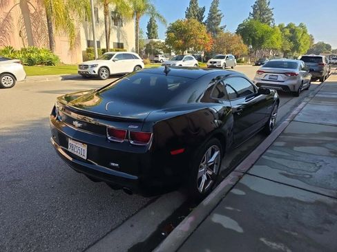 Used 2010 Chevrolet Camaro SS w/ RS Package image 4