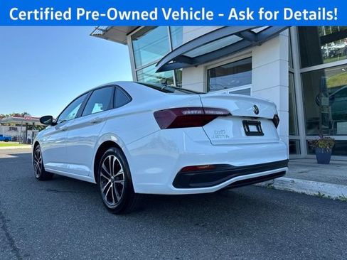 Used 2024 Volkswagen Jetta Sport FWD image 6
