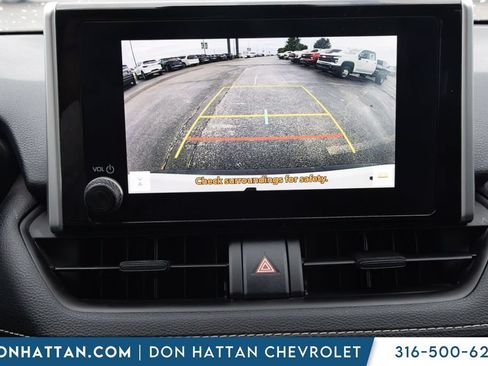 Used 2025 Toyota RAV4 XLE FWD image 8