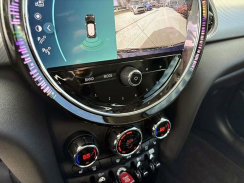 Used 2024 MINI Cooper S image 21