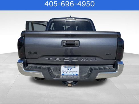 Used 2019 Toyota Tacoma SR5 image 15