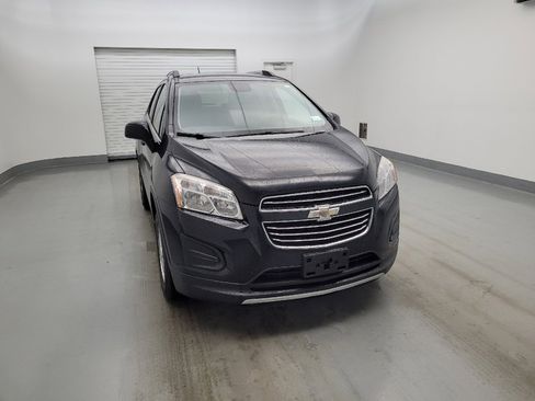 Used 2015 Chevrolet Trax LT w/ LT Plus Package AWD/4WD image 14